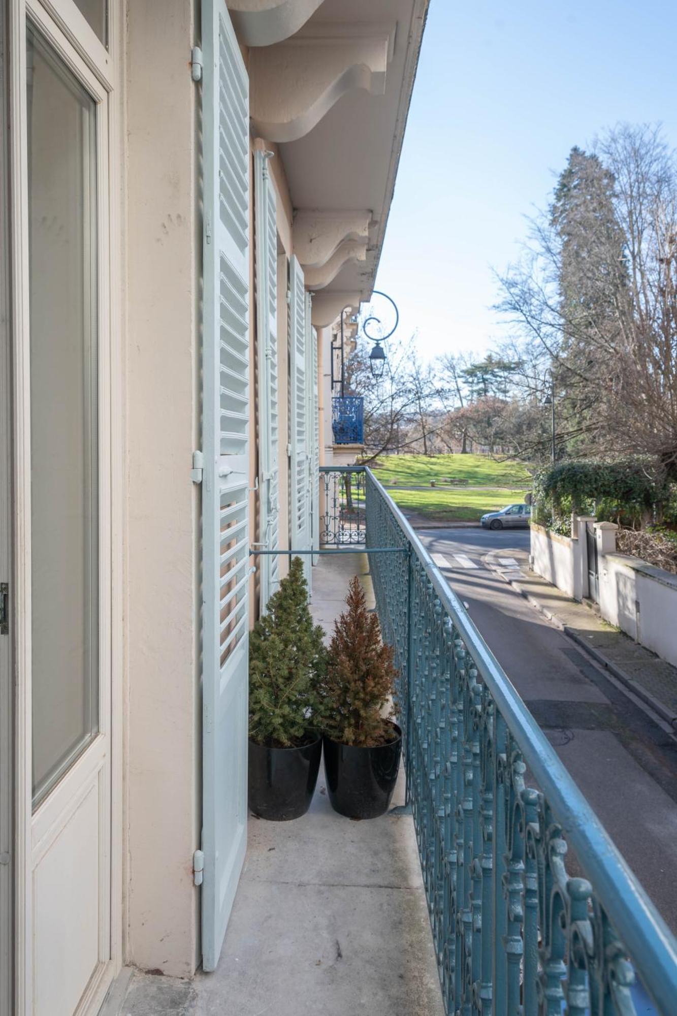 Residence Serbie - Appartements Design Et Climatises En Centre Ville Vichy Exterior foto